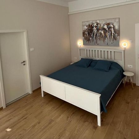 Apartment Check In Pula Ngoại thất bức ảnh