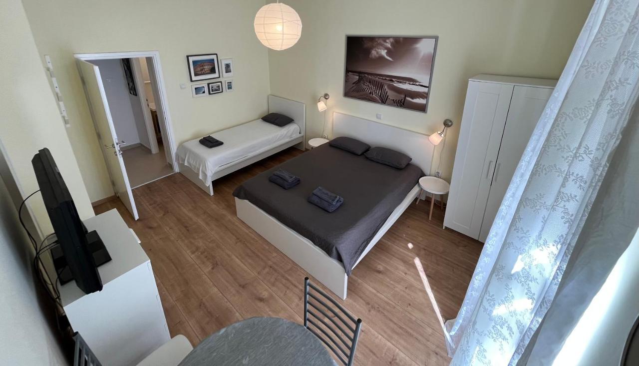 Apartment Check In Pula Ngoại thất bức ảnh