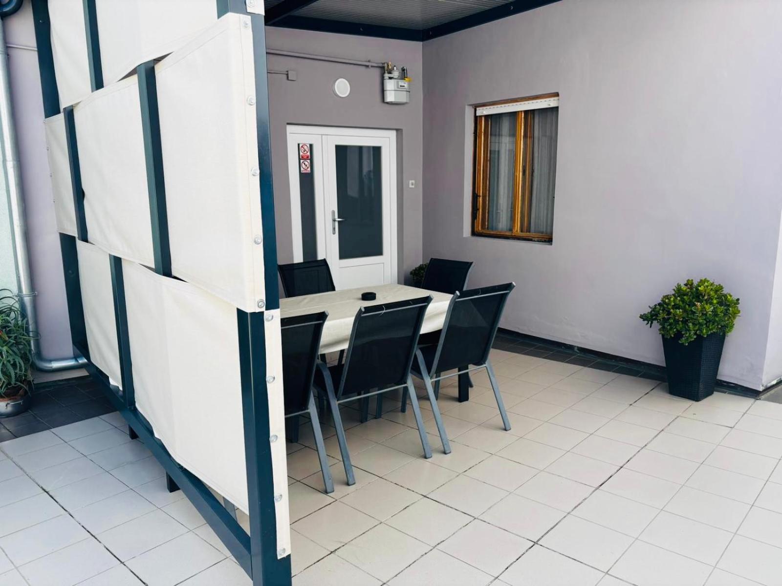 Apartment Check In Pula Ngoại thất bức ảnh